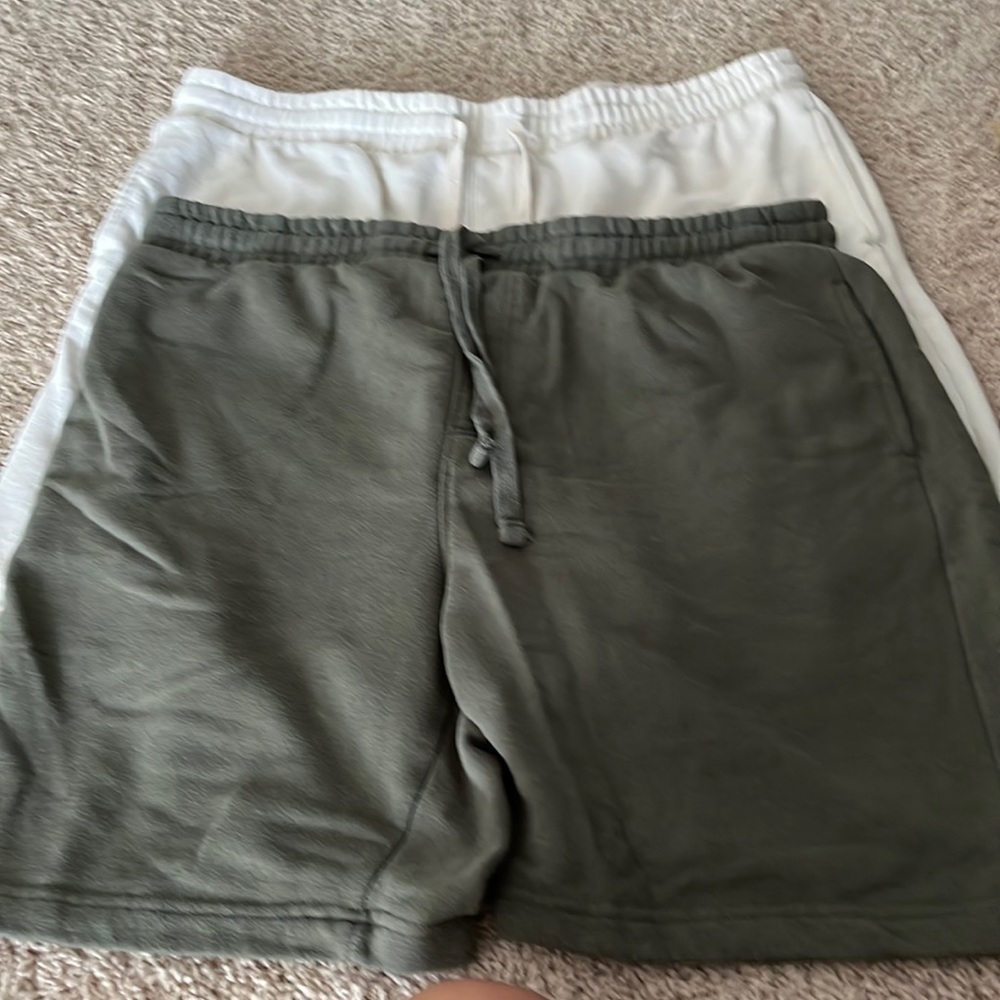 Fleece men’s shorts with pockets